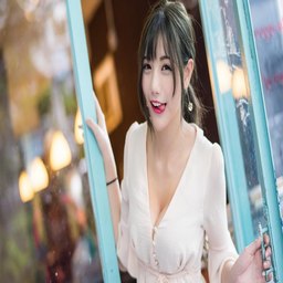 四十多岁还能用丰乳液吗？揭秘中年女性的美丽秘密